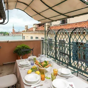 ca-riva-san-marco.hotelinveneto.com/